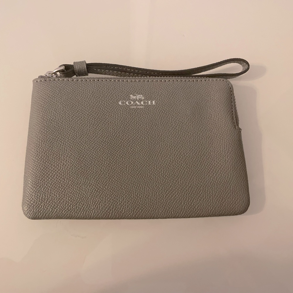 NWT Small Coach Wristlet